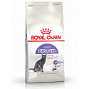 Royal Canin Sterilised - 4 kg  barība sterilizētiem / kastrētiem kaķiem no 1 līdz 7 gadu vecuma.